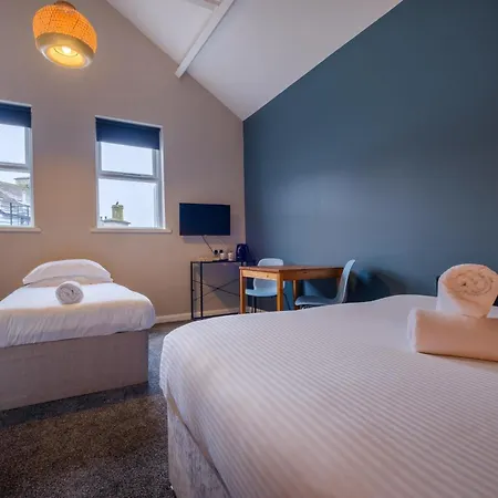 Station - Free Off-site Health Club Access With Pool, Sauna, Steam & Gym 3*