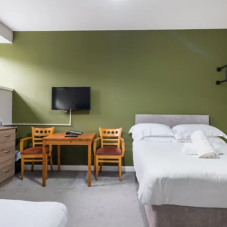 Station - Free Off-site Health Club Access With Pool, Sauna, Steam & Gym 3*